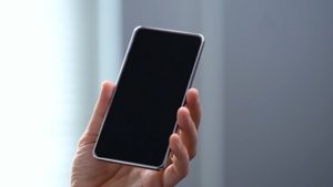 Прочное стекло для смартфонов Gorilla Glass 5