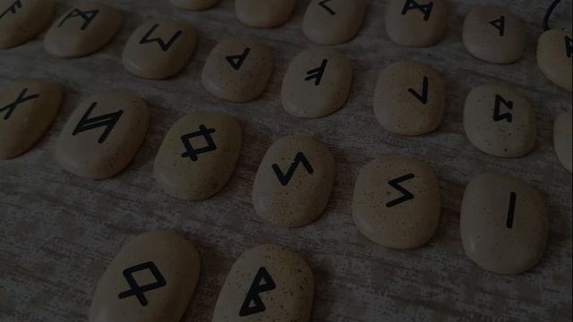 РУНИЧЕСКИЙ ГОРОСКОП НА 2019 ГОД. КАКУЮ ПОДСКАЗКУ НА 2019 ГОД ДАСТ РУНА ВАШЕГО РОЖДЕНИЯ? смотреть онлайн