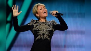 В это сложно поверить... Анжелика Варум...