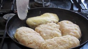 Куриные котлеты в соусе или подливке (удивительно легко и просто.)