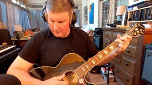 Epiphone EJ 200SCE Jumbo Acoustic Electric Guitar - Review and Sound Samples