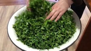 Жингалов Хац (кутабы с зеленью)