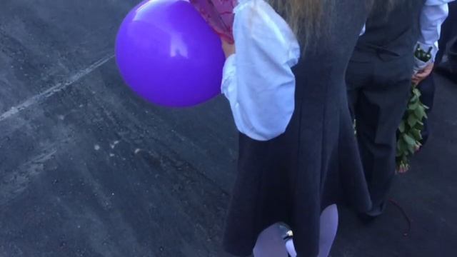 Ксюша идёт в 1-й класс. 1 сентября 2017 смотреть онлайн