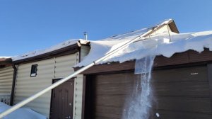 Лопата для уборки Снега с крыши.mp4