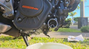 Si tienes una KTM Duke 200, Aca te dejo Como Cambiar el Aceite a tu Moto.