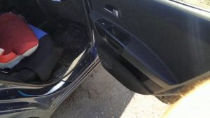 Ограничитель правой задней двери KIA Ceed sw не фиксирует