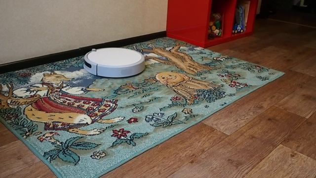 Roborock Xiaowa Lite пылесосит ковёр смотреть онлайн