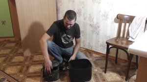 Самодельный кан-ящик для зимней рыбалки из канистры