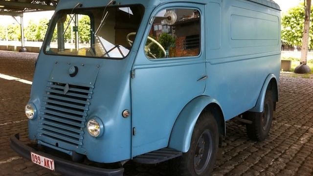 Renault 1 000 kg смотреть онлайн