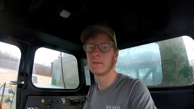 Soybean Harvest 2022 With John Deere 8820 & 4430 WILL WE MAKE IT?
