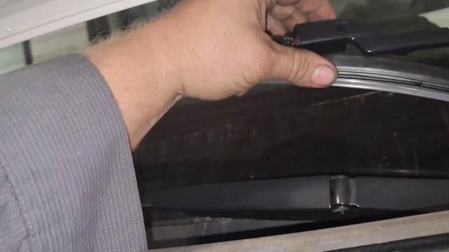 Not All Dealers Stock Transit Wiper Blades, Here is another Option Duralast Hybrid Technology смотреть онлайн