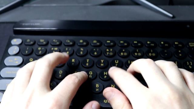 Беспроводная клавиатура A4Tech Fstyler FBK30 обзор
