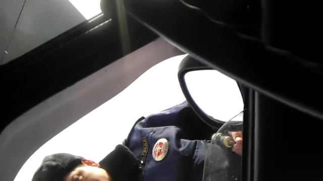 ЖА не знает как выглядят права смотреть онлайн