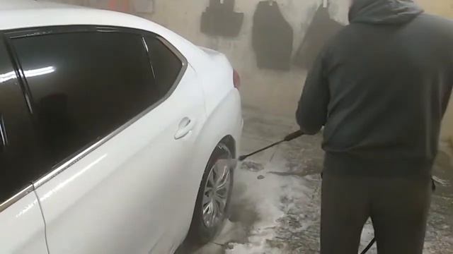 Как помыть машину за 50 рублей, самомойка на Амурской