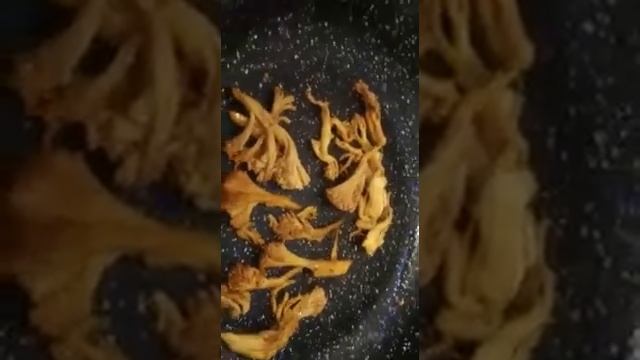 Рецепт Грибы Оленьи рожки (Ramaria flava)