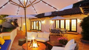 Не только на пляже.  Как использовать ЗОНТИК в саду