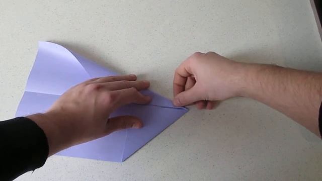 Оригами - самолет из бумаги.