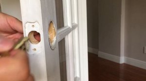 how to replace a door knob handle | new door lock installation