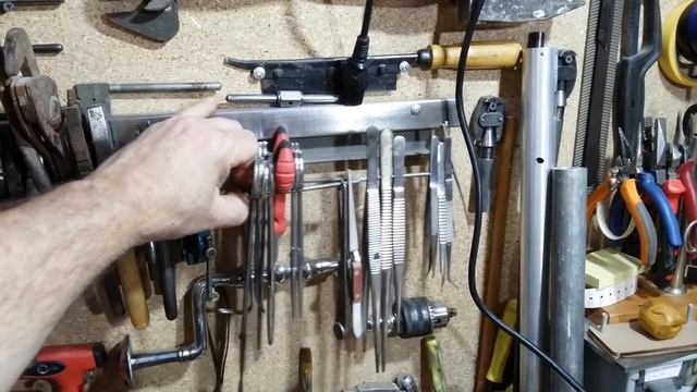 Мастерская за шкафом. смотреть онлайн