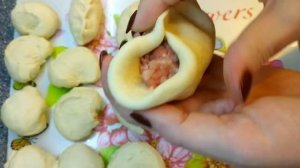 Жареные пирожки с мясом. Как залепить пирожки, простой способ лепки пирожков! Рецепты от Хлебстори