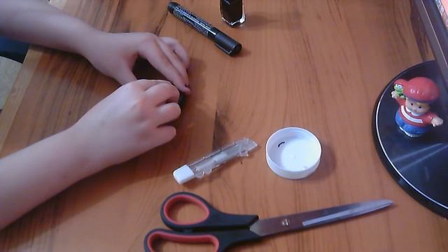 Как сделать кухонные принадлежности для кукол . How to make kitchenware for dolls. смотреть онлайн