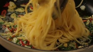 ТАК ВКУСНЕЕ: Спагетти с легким соусом альо-ольо