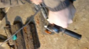 Колем дрова перфоратором