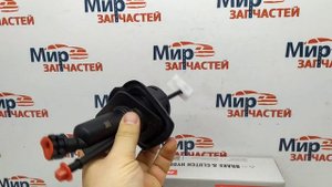 Цилиндр сцепления главный MAZDA3 5  Focus2 3