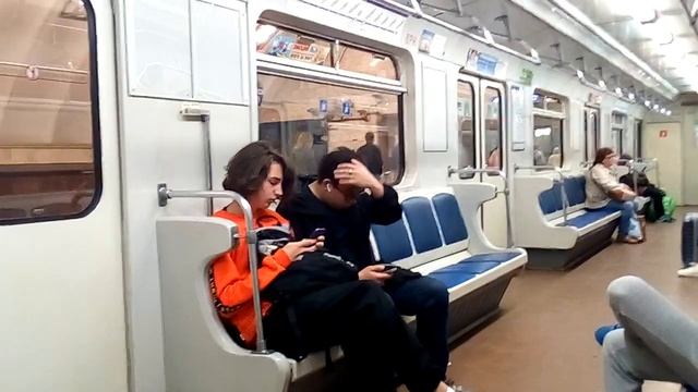 в вагоне питерского метро смотреть онлайн