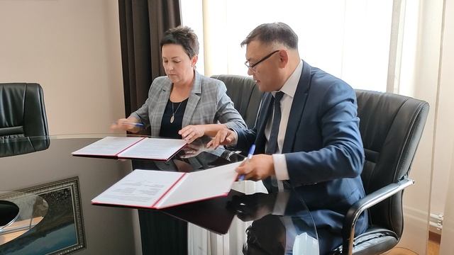 Подписание Соглашения о комплексном сотрудничестве Центрального банка РФ и БГУ им. Д. Банзарова