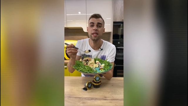 Оливье по рецепту 18 века | Olivier recipe from the 18th century смотреть онлайн