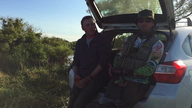 Ультралайт рыбалка на Малых реках. За что мы любим ее? Ловим в траве, в корягах. В гостях mefik смотреть онлайн