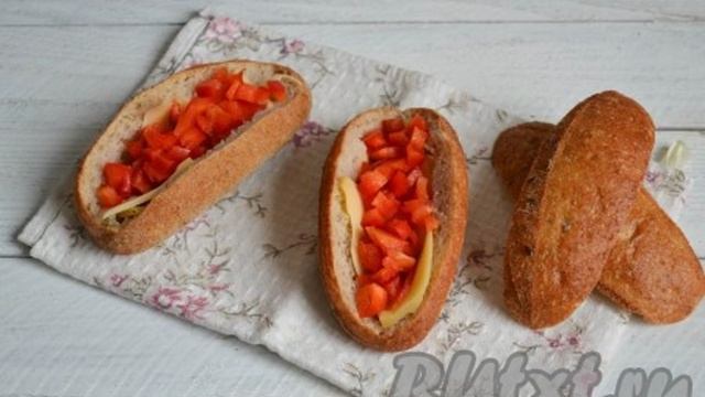 Яйцо в булочке в духовке