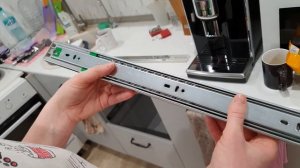 Замена направляющих для выдвижных ящиков с доводчиками (1 часть)
