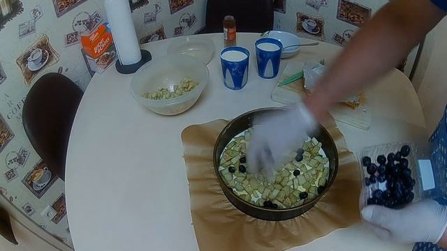 Яблочный с Черникой  Голубикой пирог ЛИДА, Самый быстрый насыпной песочный пирог  Домашний рецепт