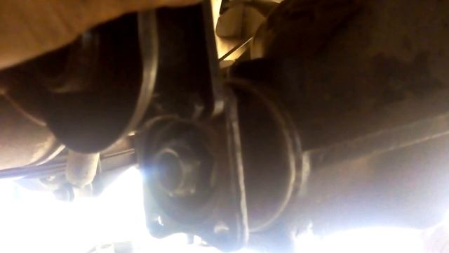 Регулировка подшипников хвостовика.