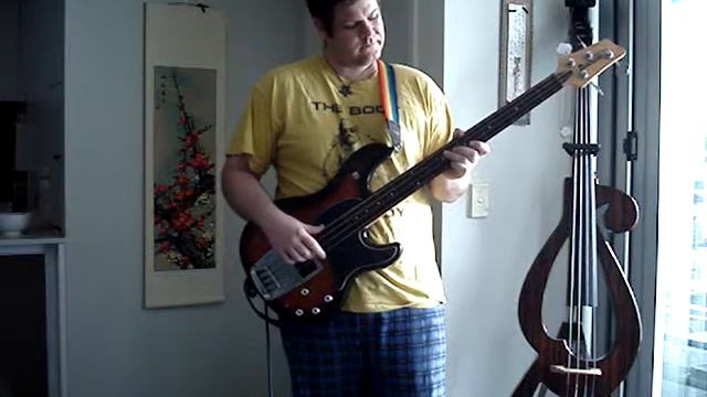 Lazing on a Sunday Afternoon - Queen (4-string Fretless Bass Cover - Ibanez ATK) смотреть онлайн