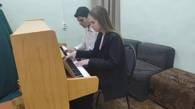 А.Петров "Вальс" из к/ф " О бедном гусаре замолвите слово" Трыкова София, Ермаков Иван. смотреть онлайн