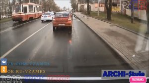 Мгновенная карма на дороге. Дураки получают по заслугам!