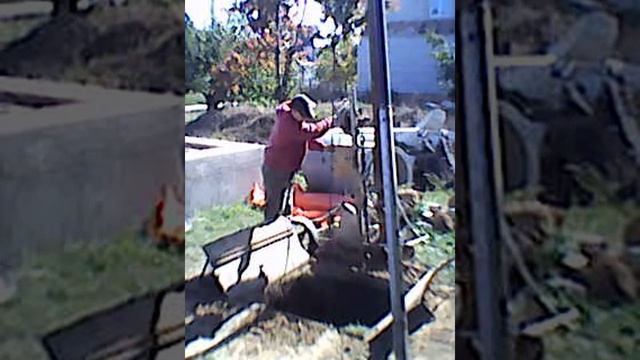 Рытье колодца машиной смотреть онлайн