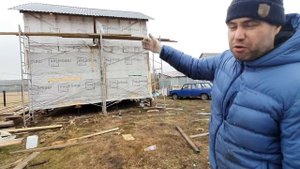 Строим двухэтажную каркасную баню  Заканчиваем коробку.