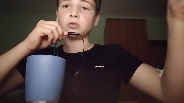 АСМР Шепучка Мульти витамин смотреть онлайн