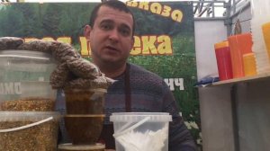 ЯРМАРКА МЕДА В КОЛОМЕНСКОМ. МОСКВА 03.2017 г