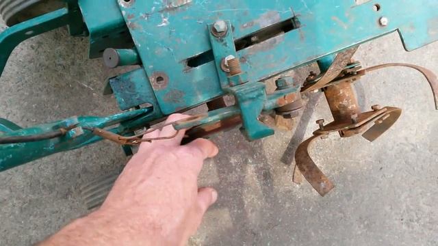 Культиватор КРОТ . Распаковка. Выбор двигателя. смотреть онлайн