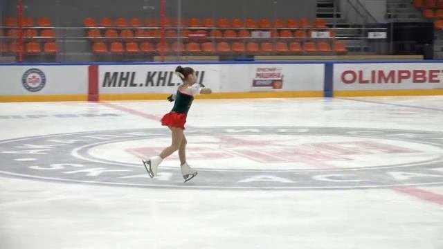 Рябуха Вероника, 3Ю разряд, Красногорск, фигурное катание, 1,5 года на льду.