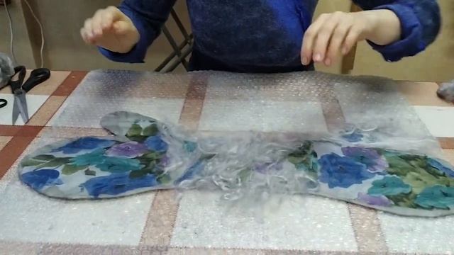 Мастер-класс по валянию из шерсти - ВАРЕЖКИ. Нуновойлок (нунофелтинг).