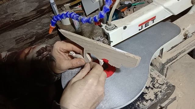 Топпер. Выпиливание из фанеры. смотреть онлайн