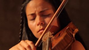 Anaïs Chen plays J.S. Bach - Adagio from Sonata I for solo violin BWV 1001
