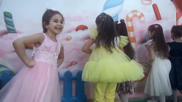 Детский день рождения. Видеосъёмка на детский день рождения. Видеограф на детский день рождения. смотреть онлайн