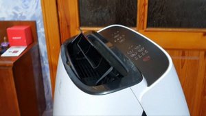 Кондиционер мобильный Electrolux EACM-10 HR/N3